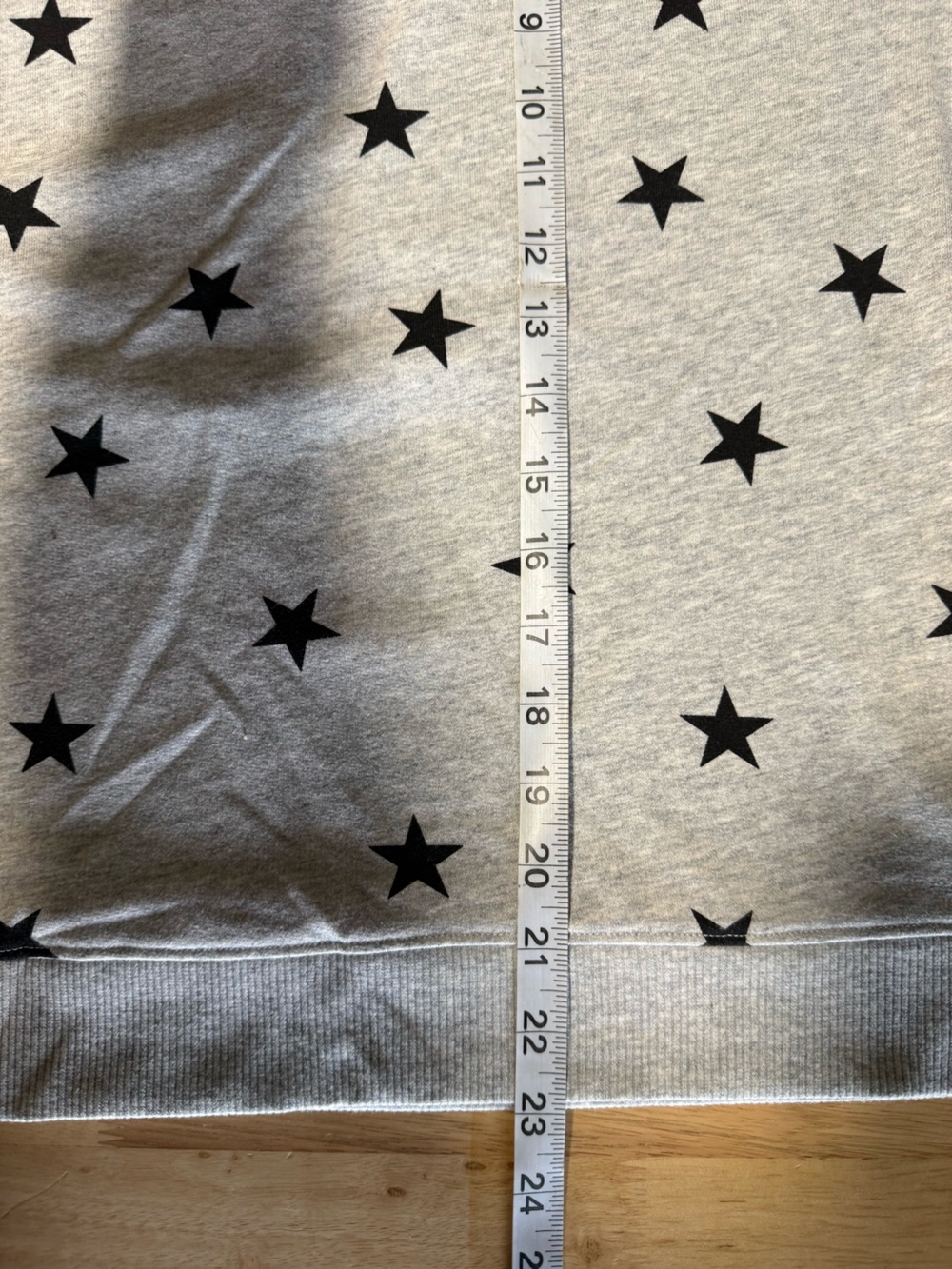 Lucky Brand Women’s Gray Black Star Print Crewneck Sweatshirt Medium - Picture 5 of 6